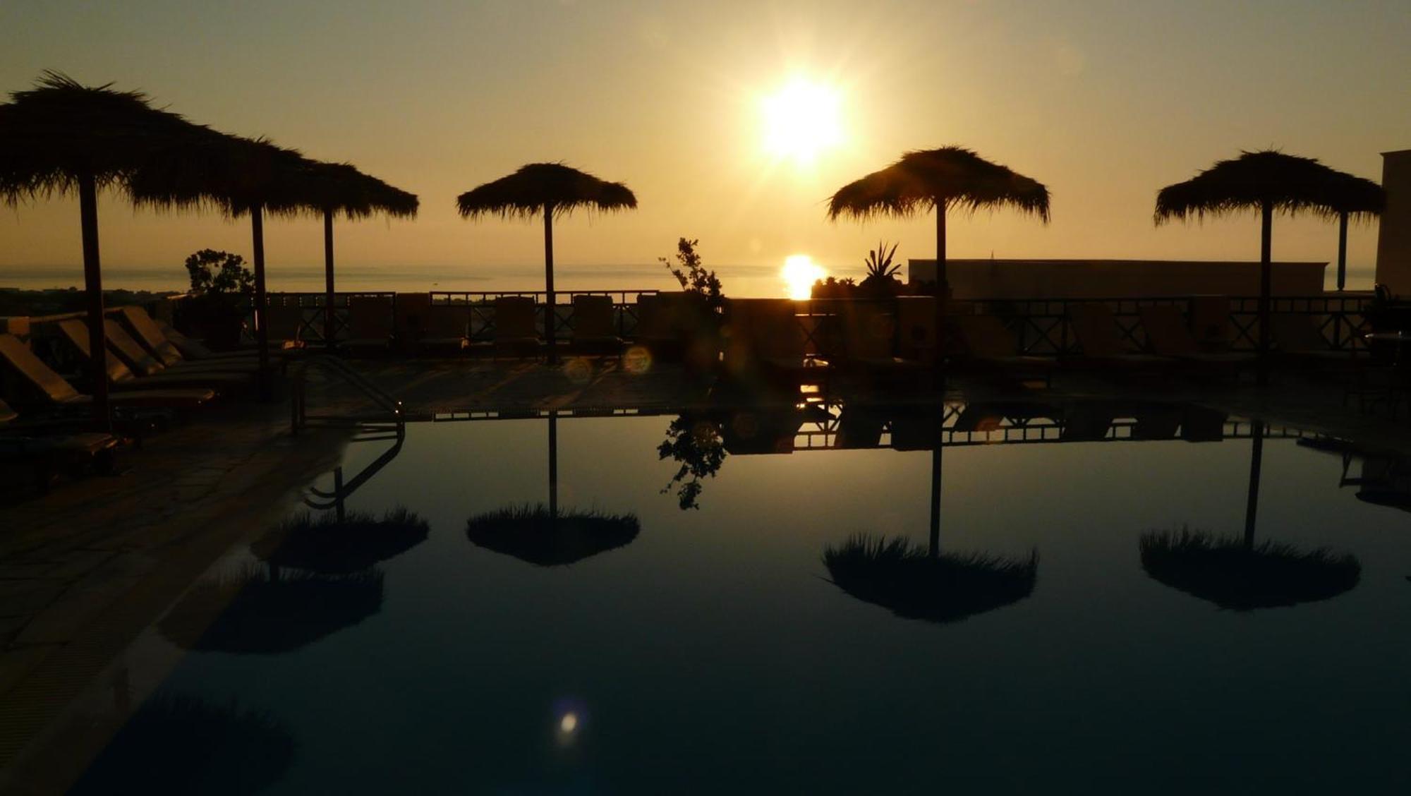 Aegean View Hotel Kamári Exteriör bild