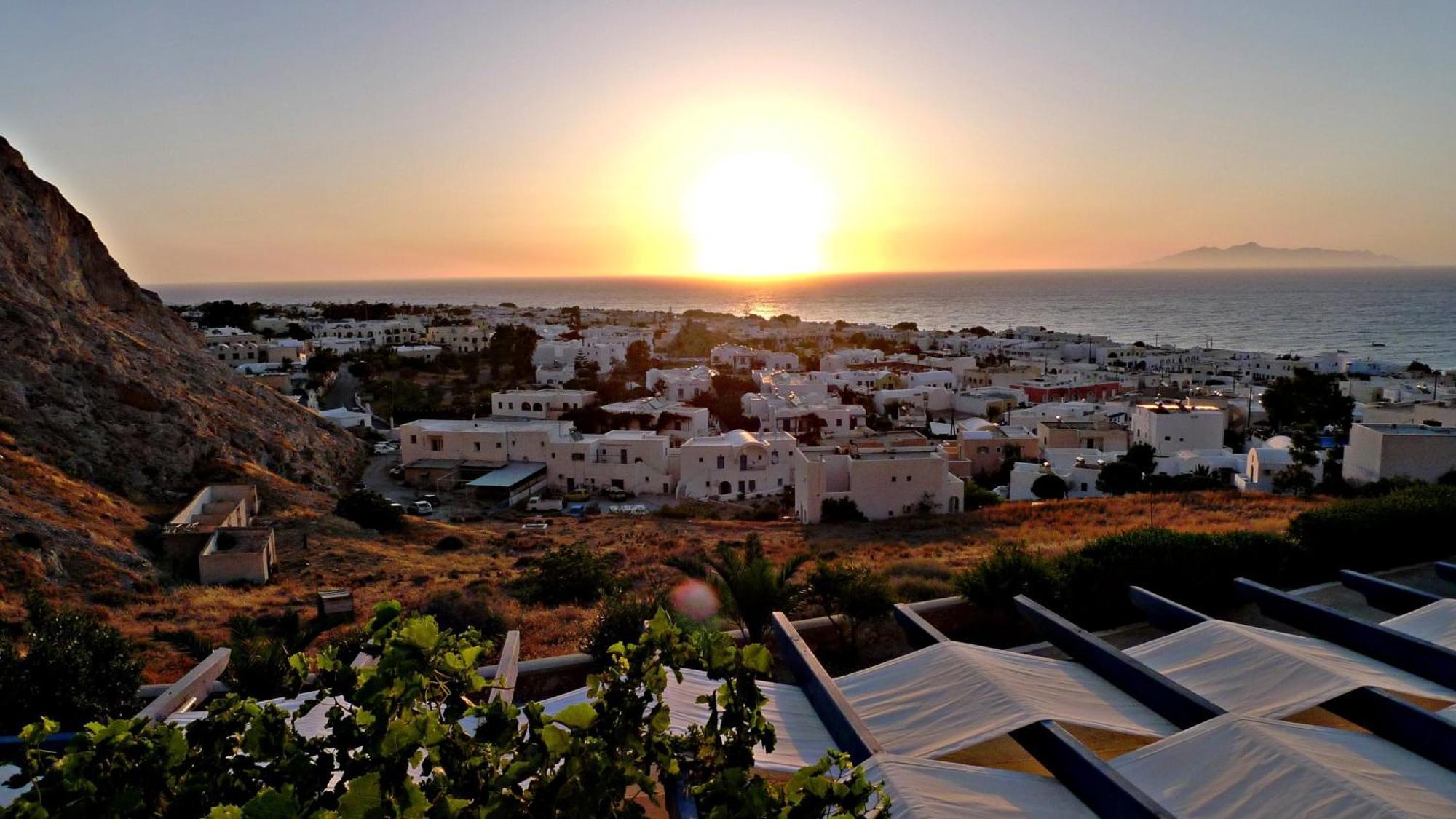 Aegean View Hotel Kamári Exteriör bild